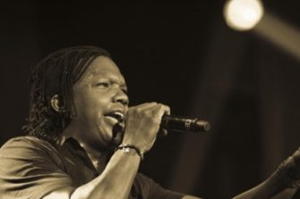 Michael Tait: ”Tie nuoren sydämeen käy korvakuulokkeen kautta”