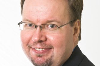 Mika Tuovinen Kansanlähetyksen uudeksi lähetysjohtajaksi