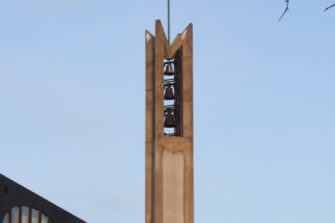 Sanoman uskottavuus tärkeää seurakuntalaisille