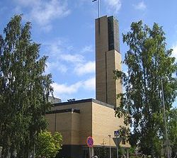 Seurakuntien talousvaikeuksille etsitään ratkaisuja