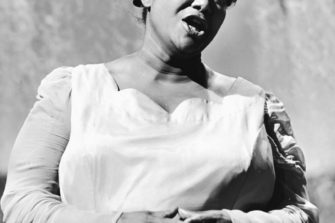 Mahalia Jackson oli gospelin kuningatar