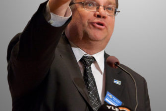 Timo Soini pääsiäisestä: Ensin on piina ja sitten loputon ilo