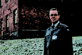 50 vuotta täyttävä kenttäpiispa ESS:ssa: Pappi on pappi sotasovassakin