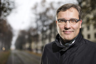 Mikael Pentikäinen: Somesta syrjäytyminen olisi kirkolle synti