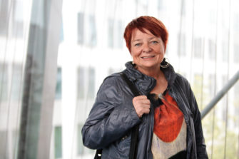Tarja Cronberg: Nuoret pakenevat Euroopasta