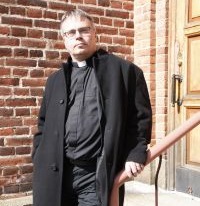 Sammeli Juntunen evoluutiokritiikistä: Jotenkin hävettää Suomen teologien puolesta!