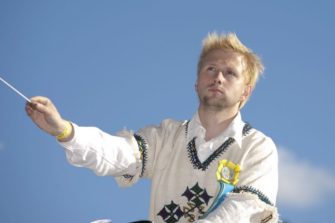 Uskon yö on unelmien työ