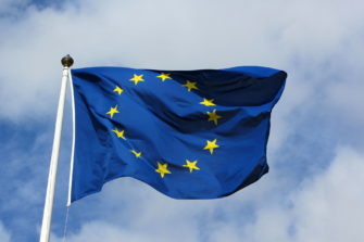 EU vaatii Hamasin ja muiden terroristijärjestöjen aseistariisuntaa