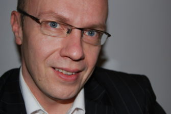 Aikamedian hallitus eroaa – ”ei ollut vaihtoehtoja”