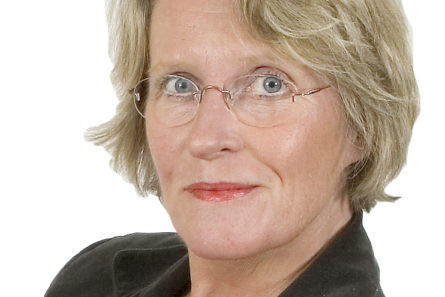 Intialainen pieni teini suku puoli