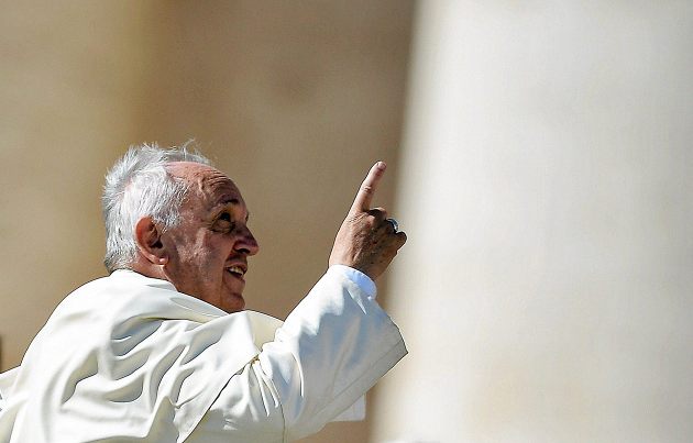 Paavi Franciscus lentää huomenna ensimmäistä kertaa Roomasta Bagdadiin.