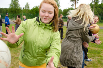 Teemarippikoulut kasvattavat suosiotaan
