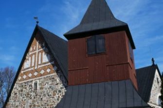 Kirkollisvero käy liikaa monen espoolaisen kukkarolle