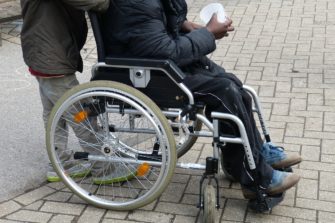 Suurella sydämellä -verkkopalvelu tarjoaa mahdollisuuden auttaa ja pyytää apua