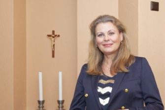 Missi ja muusikko luottavat Jumalan huolenpitoon