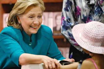 Hillary Clinton käynnisti kampanjansa