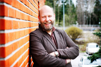 Uskotko herätykseen, Lauri Vartiainen?