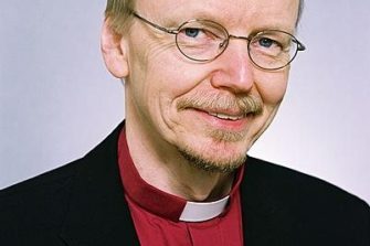 Kari Mäkinen: Keskustellen eteenpäin