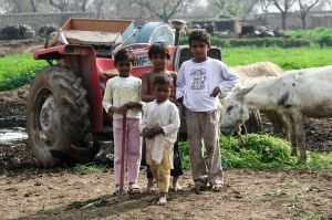 Pakistan: Polttomurha ja raiskaus hintana uskosta