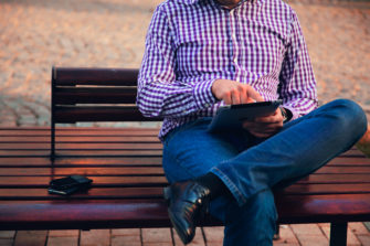 Uusi raamatunkäännös tähtää mobiilikäyttöön