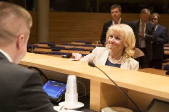 Kristillisdemokraatit tukevat Lindstömiä