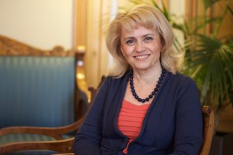 Kutsumus saa Päivi Räsäsen jaksamaan työssä