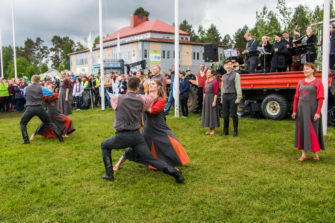 Yhteinen juhla päätettiin yhteyttä rakentaen