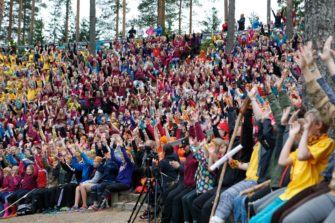 Kansainvälistä kipinöintiä Partaharjulla