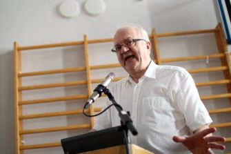 Jari Sinkkonen: Riipuvuudet suurin uhka nykyajan lapsille