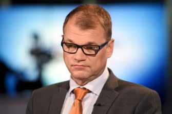 Pääministeri Sipilä: Suomalaisten löydettävä itsestään inhimillisyyttä talousahdingosta huolimatta