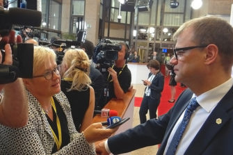 Pääministeri Sipilä: Pidän jo taloustilannetta pienempänä ongelmana kuin pakolaisten aiheuttamaa