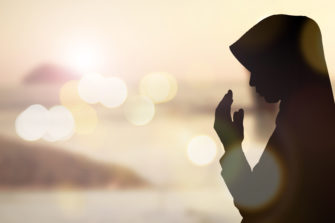 Muslimin tie ristin juurelle ei ole helppo