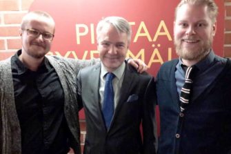 Rauhanvälitystyön konkari Pekka Haavisto: Mikä on vaihtoehto, jos ei käydä dialogia?