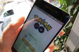 Pokémonit lymyilevät kirkoissa