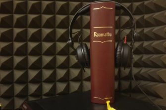 Raamattu kannesta kanteen koukuttaa vuodesta toiseen