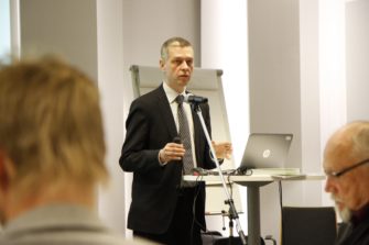 Kristilliseen Jumalaan uskovien määrä hienoisessa kasvussa
