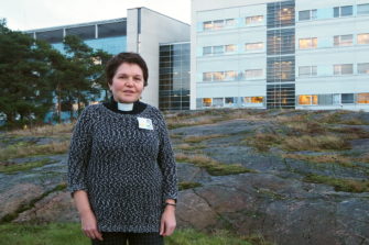 Sairaalapappi Ulla Ullgren: Joululaulut tuovat Jumalan valtakunnan sairaalan arkeen