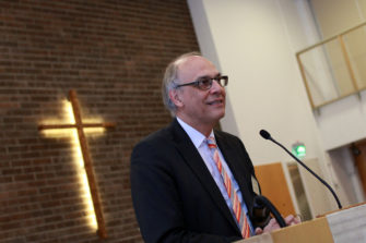 Teologiset opintopäivät: Lutherin tie uskonpuhdistukseen oli kivulias