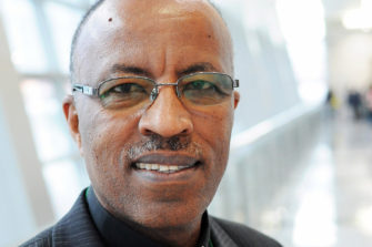 Maailman suurimman luterilaisen kirkon johtoon pastori Yonas Yigezu