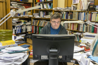 Antti Laato: Luther halusi puhua salatusta Jumalasta