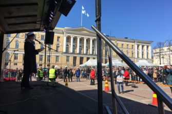Sari Essayah: Evankeliumi haastaa kristityt toimimaan omissa yhteisöissään