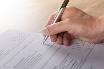 Karmaan uskotaan Britanniassa enemmän kuin kuoleman jälkeiseen elämään