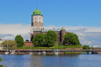 Reformaatio saapui Suomeen sekä idästä että lännestä