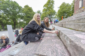 Taiteiden yö revittelee reformaatiosta K18-anarkiaa