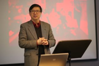 Kiinankielinen Radioseminaari on siirtynyt radiosta internetiin ja tableteille
