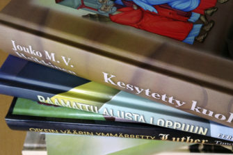 Vuoden kristillinen kirja 2017 voitosta kilpailee kuusi teosta