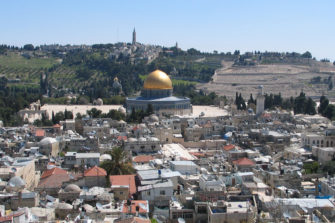 USA:n evankeliset kristityt ylistävät presidentti Trumpia Jerusalem-päätöksestä