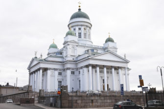Helsingin tuomiokirkkoseurakunnan kirkkoherran virkaan 9 hakijaa