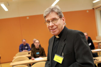 Timo Eskola: Lue kirjoja, joista et tykkää