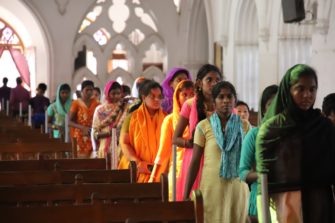 kirkossa Intiassa